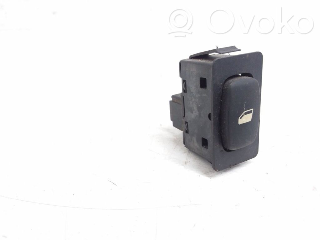 Peugeot 807 Electric window control switch 