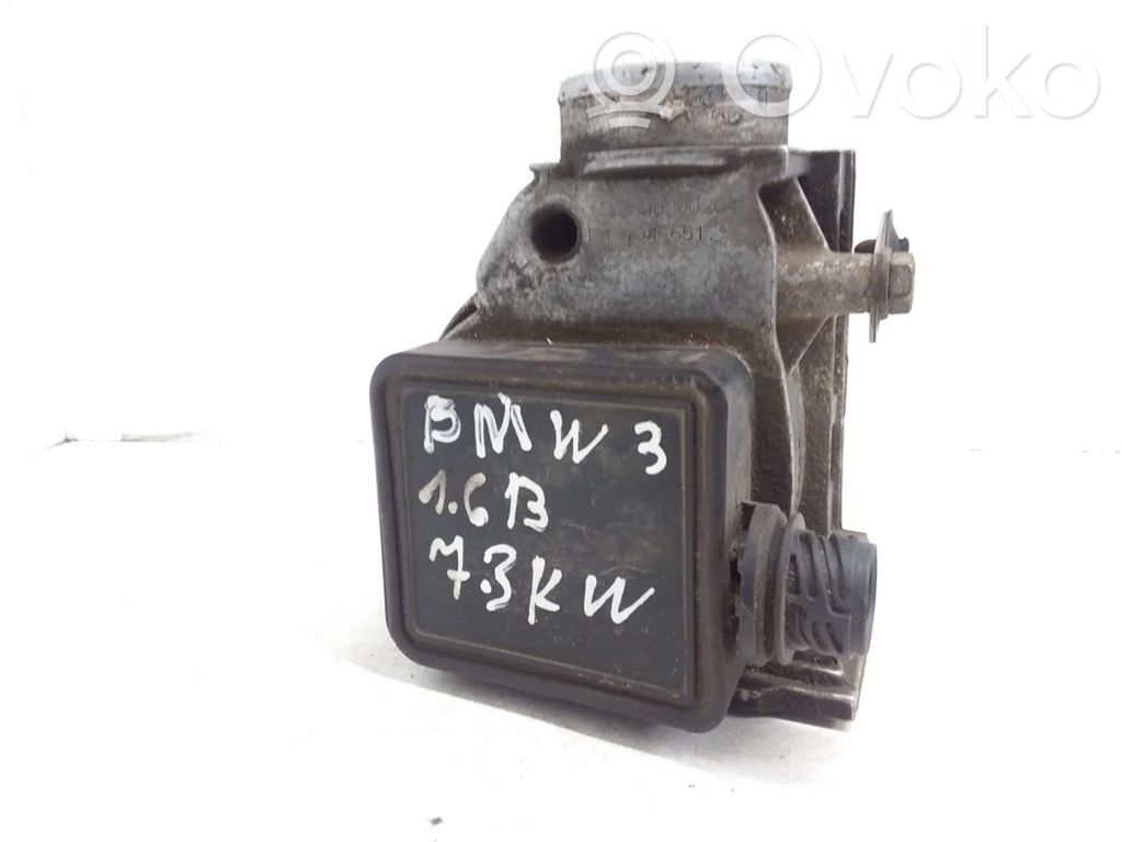 BMW 3 E36 Mass air flow meter 