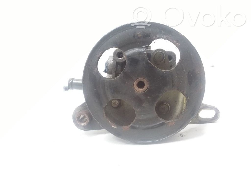 Mazda 626 Ohjaustehostimen pumppu 