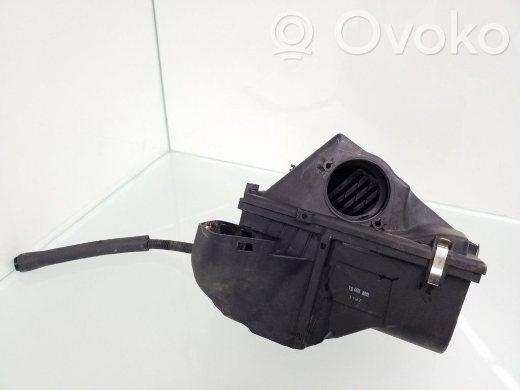 BMW X1 E84 Air filter box 