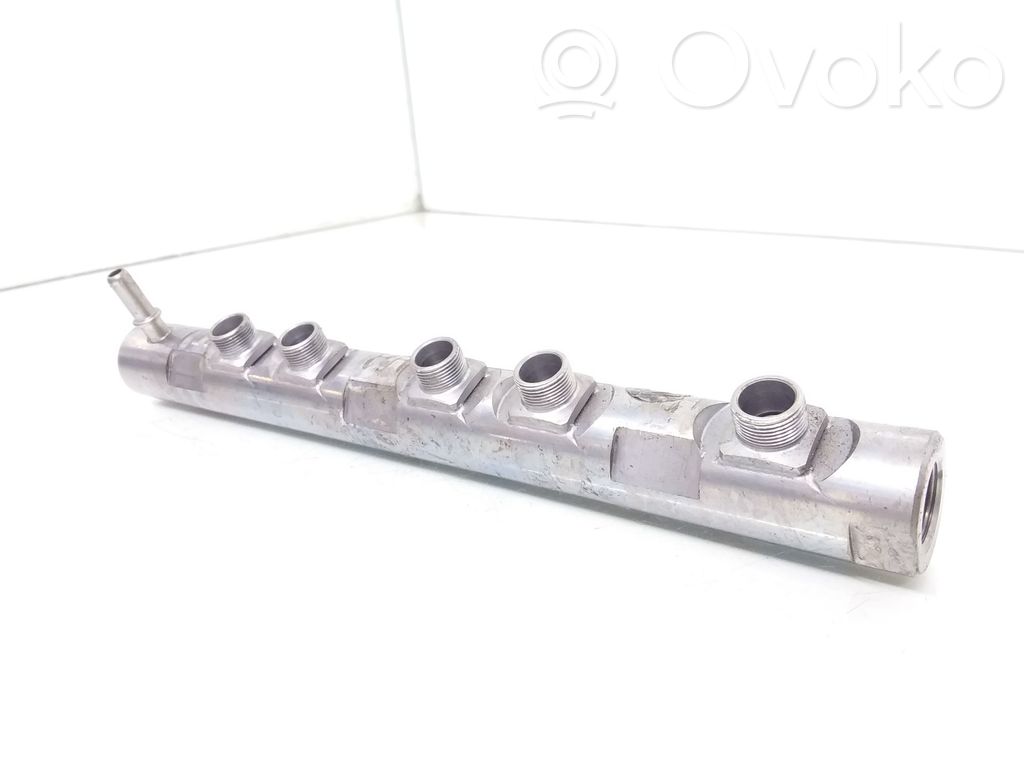 BMW 3 E90 E91 Fuel main line pipe 