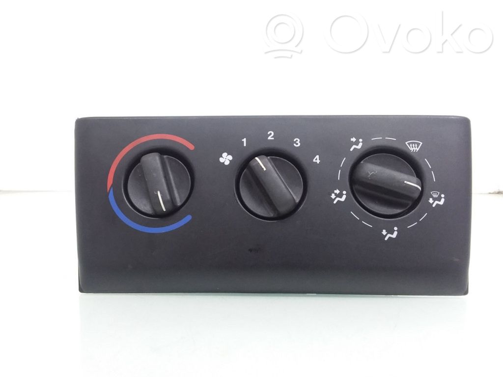 Opel Vectra B Climate control unit 