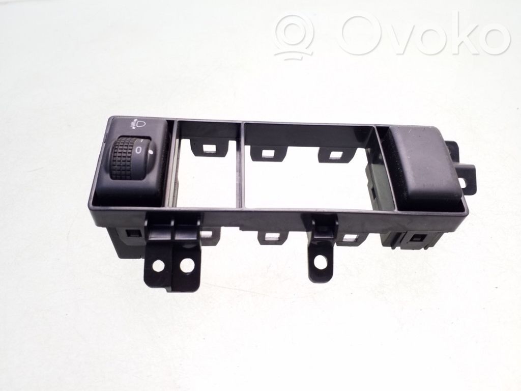 Nissan Navara D40 Headlight level height control switch 