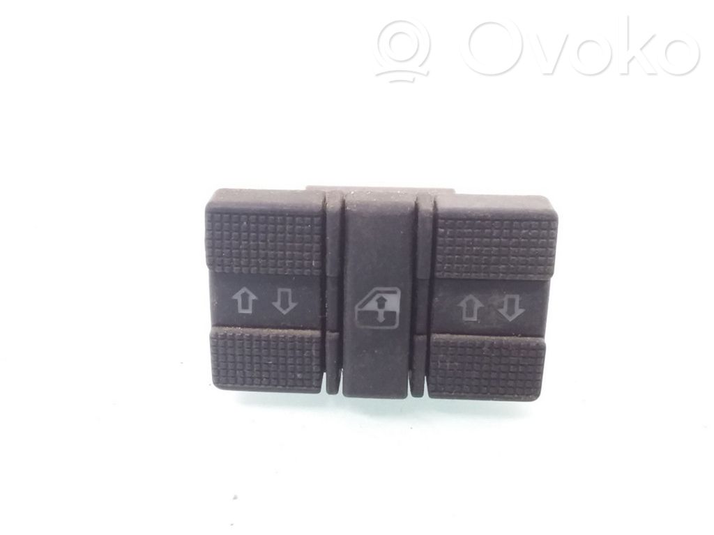 Volkswagen PASSAT B4 Electric window control switch 