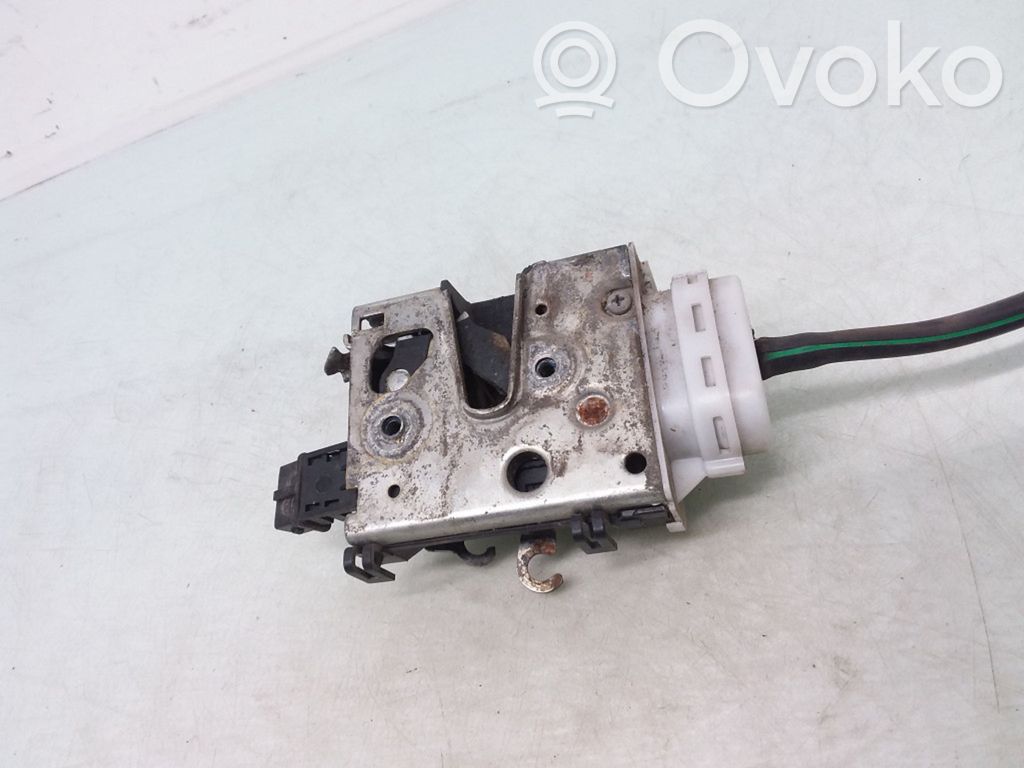 Audi 100 S4 C4 Zamek drzwi przednich 