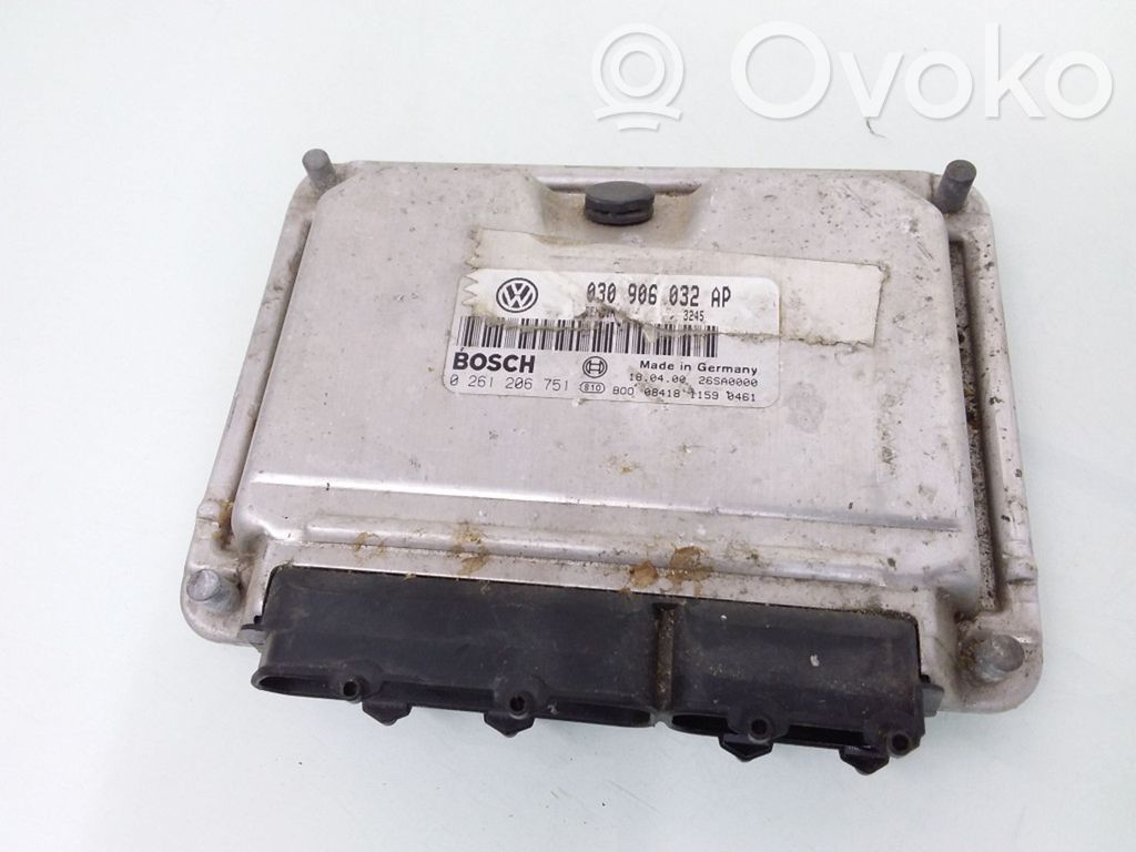 Volkswagen Polo Engine control unit/module 