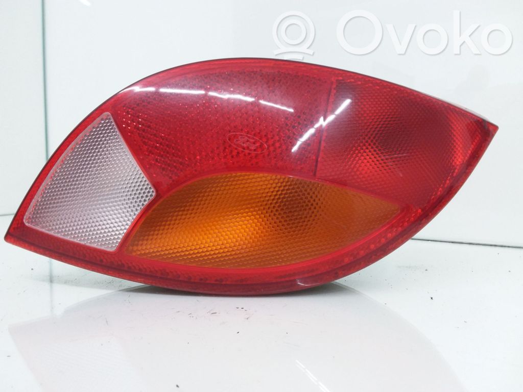 Ford Ka Galinis žibintas kėbule 