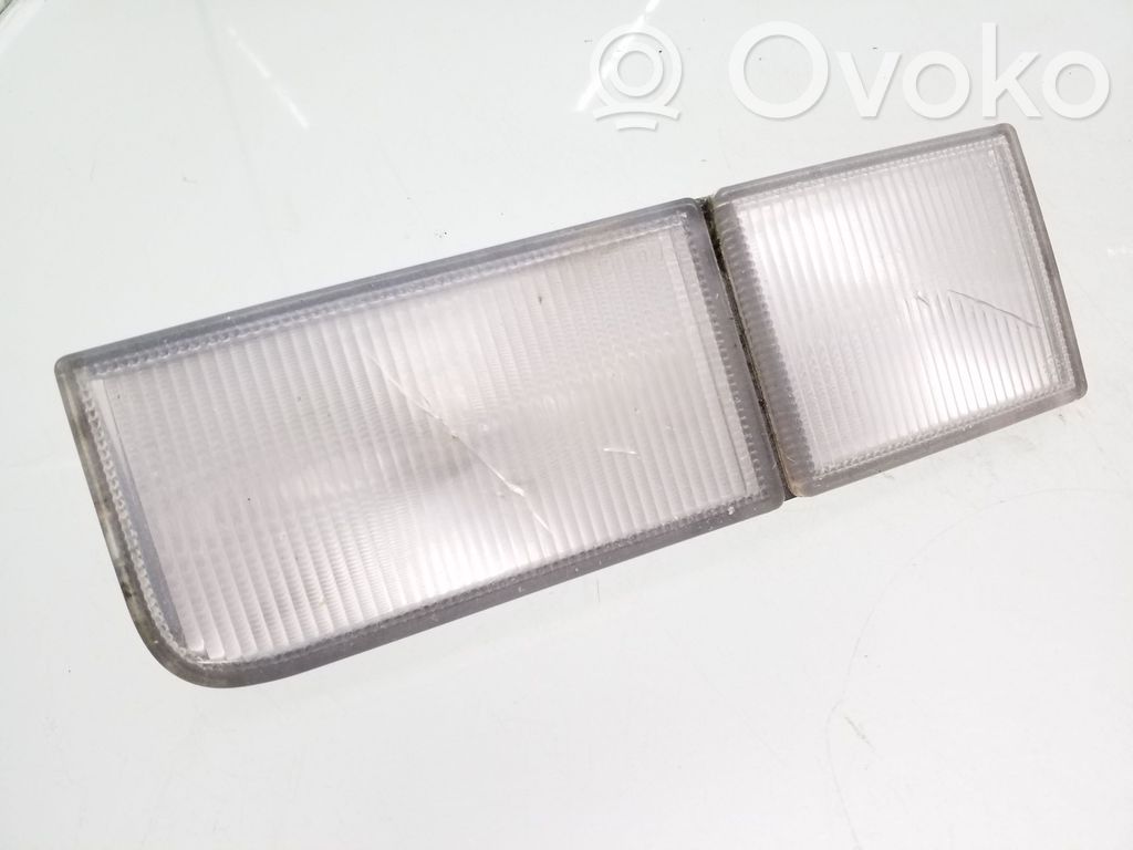 Volkswagen PASSAT B4 Reflektor vorne 