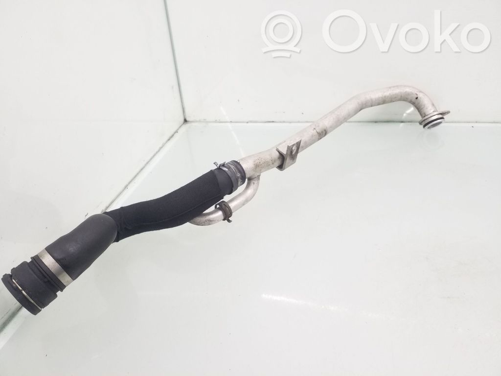 Audi A8 S8 D4 4H Tubo flessibile del liquido di raffreddamento del motore 