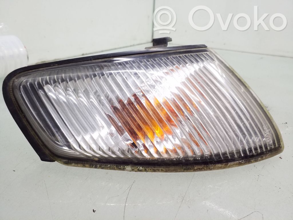 Mazda 626 Front indicator light 