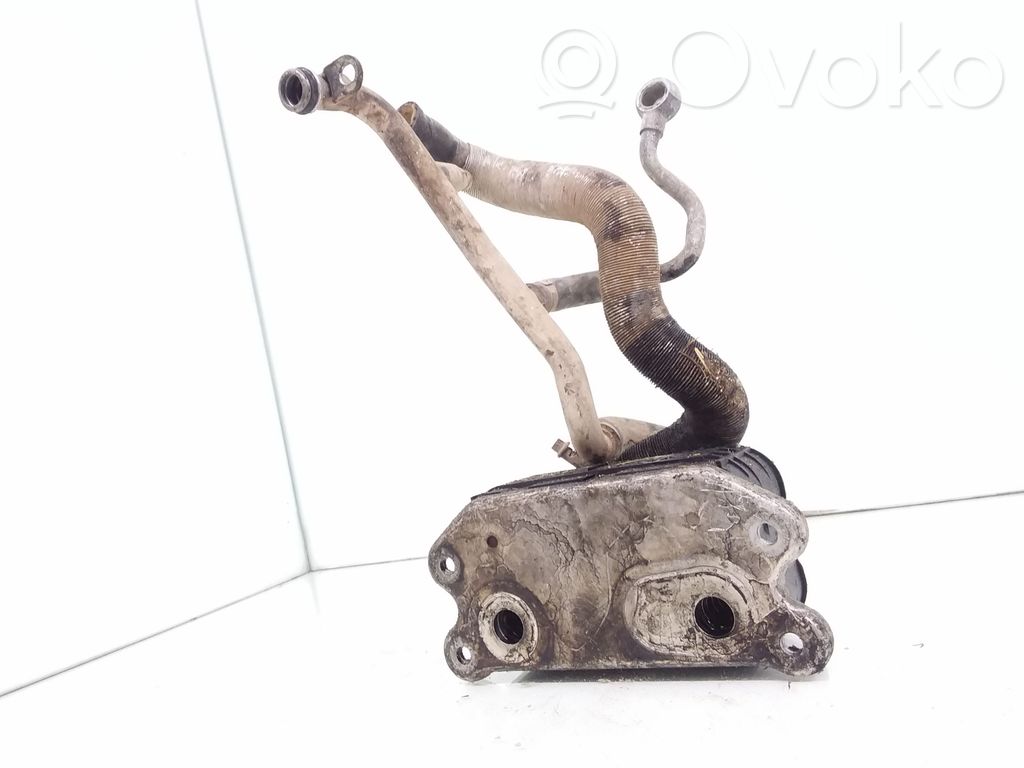 Volvo S80 Öljynsuodattimen kannake 