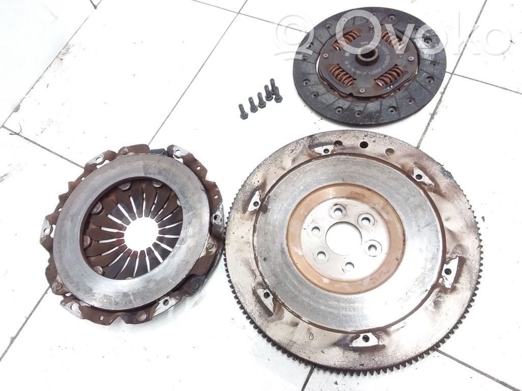 Opel Meriva A Sankabos komplektas 