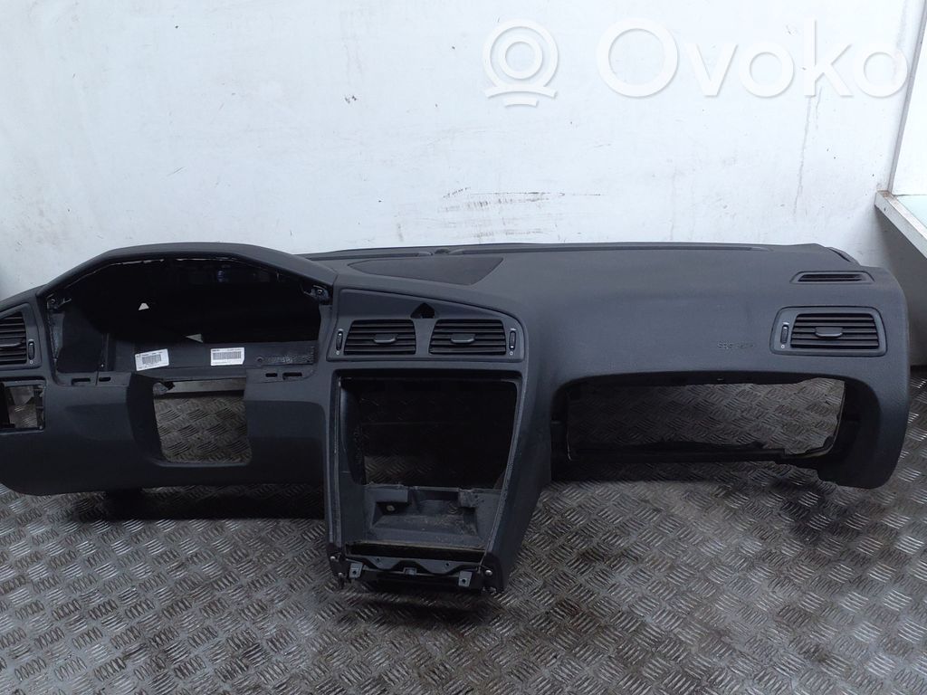 Volvo V70 Dashboard 