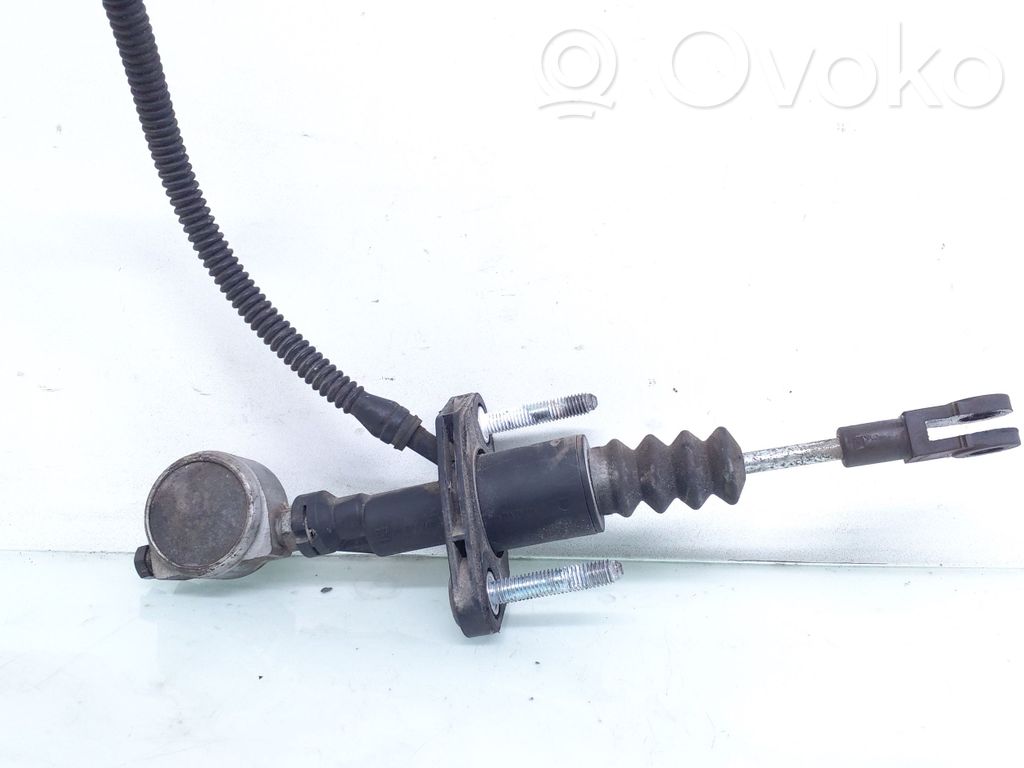 Opel Astra G Pompa della frizione