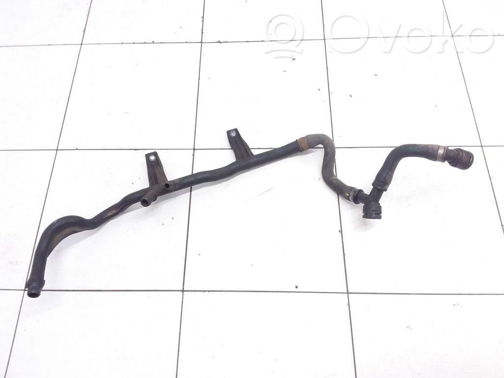 BMW 1 E81 E87 Engine coolant pipe/hose 