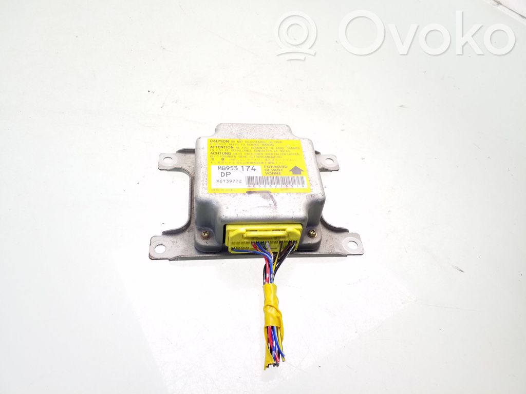 Mitsubishi Colt Airbag control unit/module 