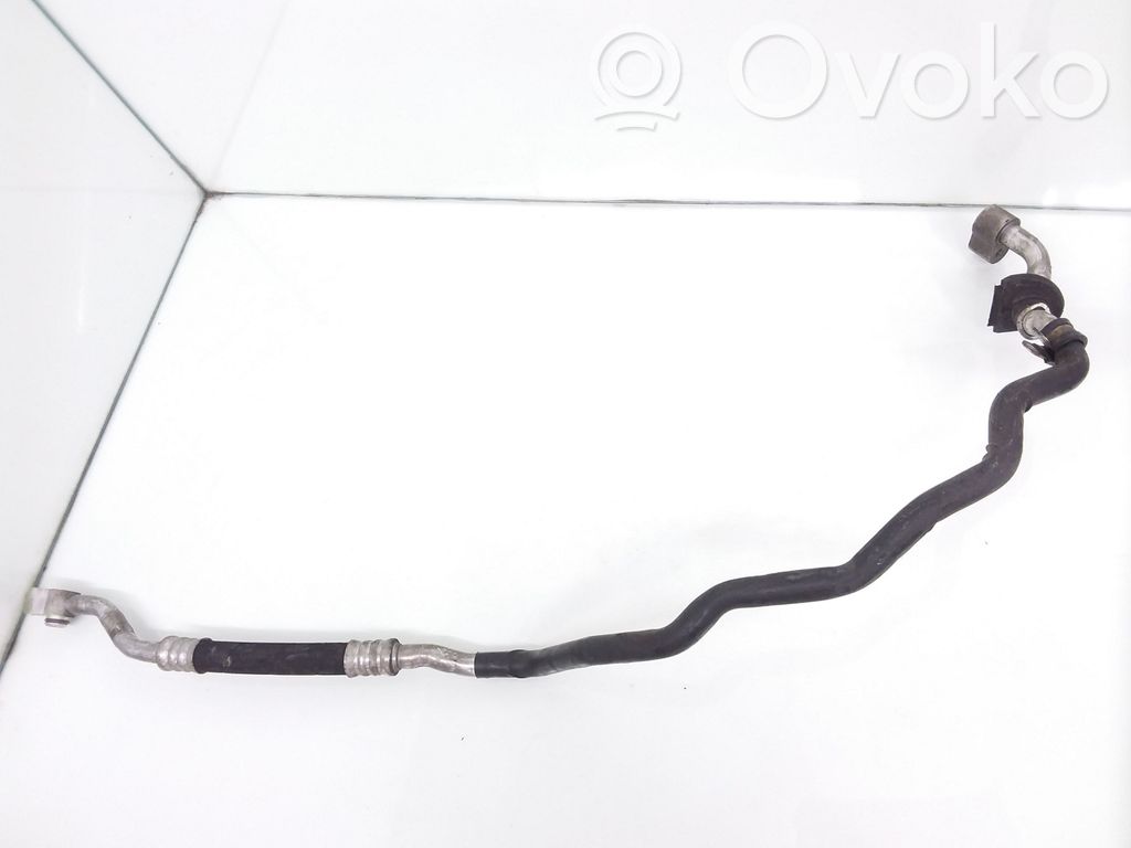 Volkswagen Touareg I Manguera/tubo del aire acondicionado (A/C) 