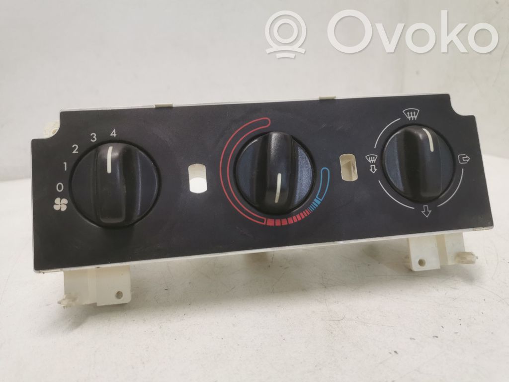 Peugeot 306 Climate control unit 