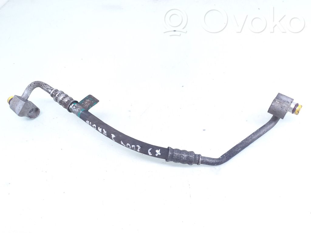 BMW X3 E83 Ilmastointilaitteen putki (A/C) 