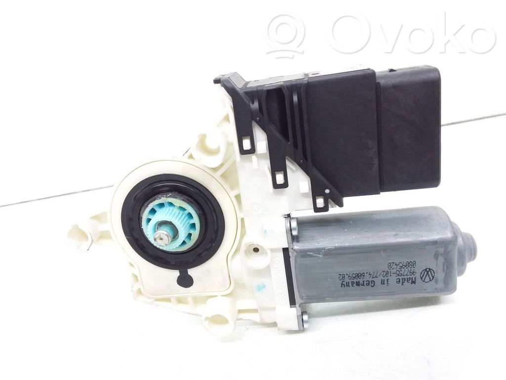 Volkswagen PASSAT B6 Motor macara geam ușă spate 