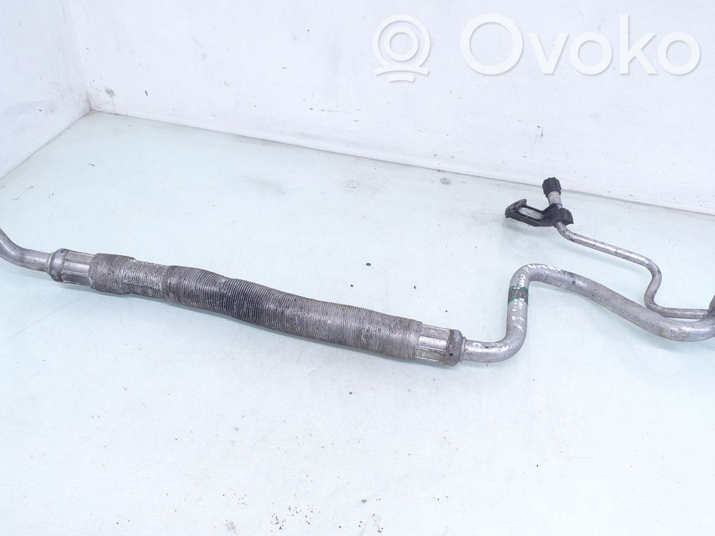 BMW X3 E83 Ilmastointilaitteen putki (A/C) 