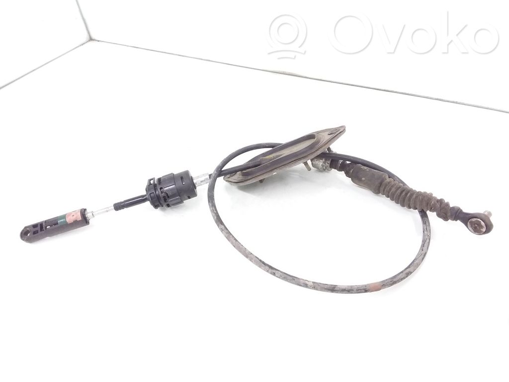 Toyota RAV 4 (XA40) Gear shift cable linkage 