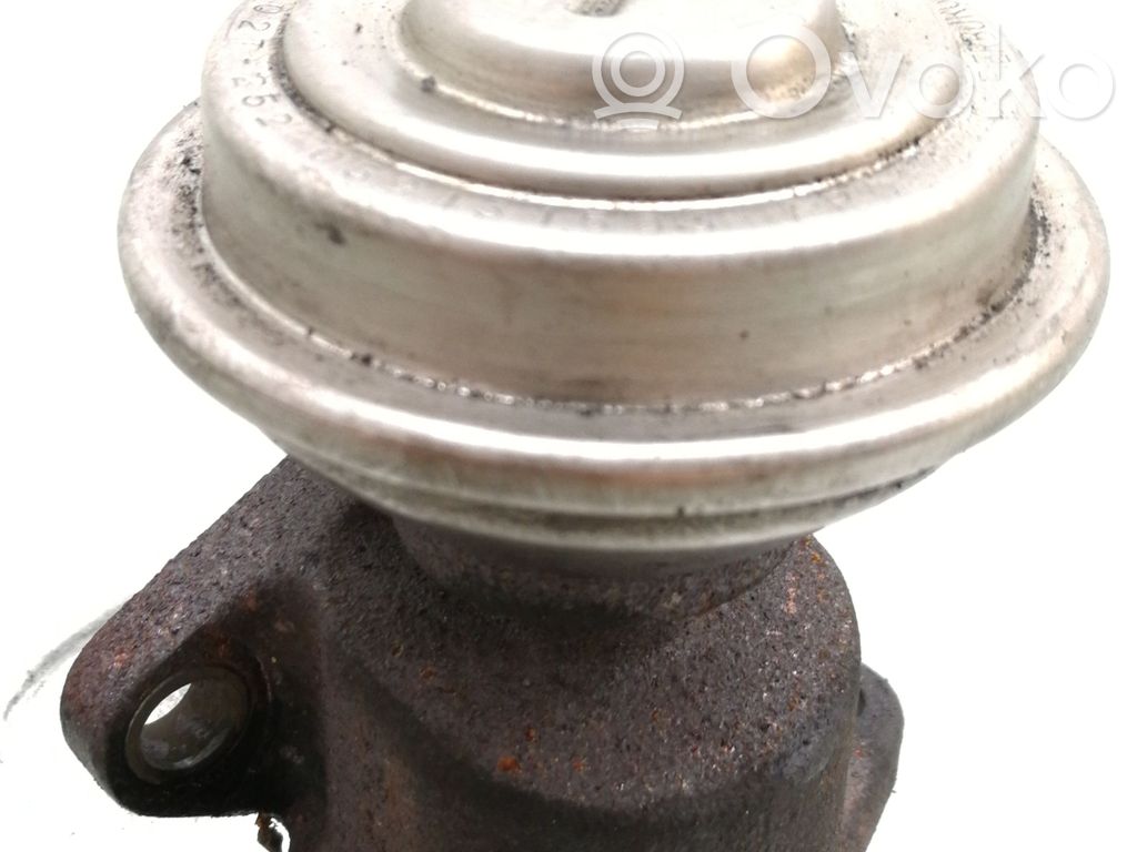 Volkswagen PASSAT B5.5 Válvula EGR 