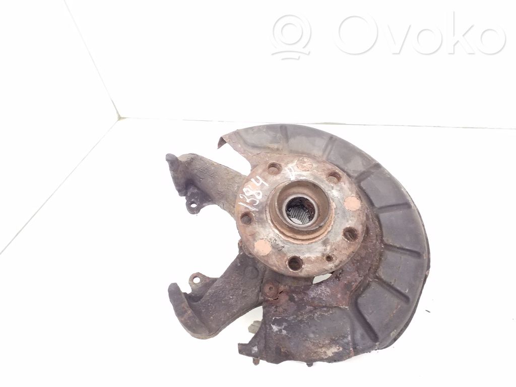 Volkswagen Golf V Achsschenkel vorne 