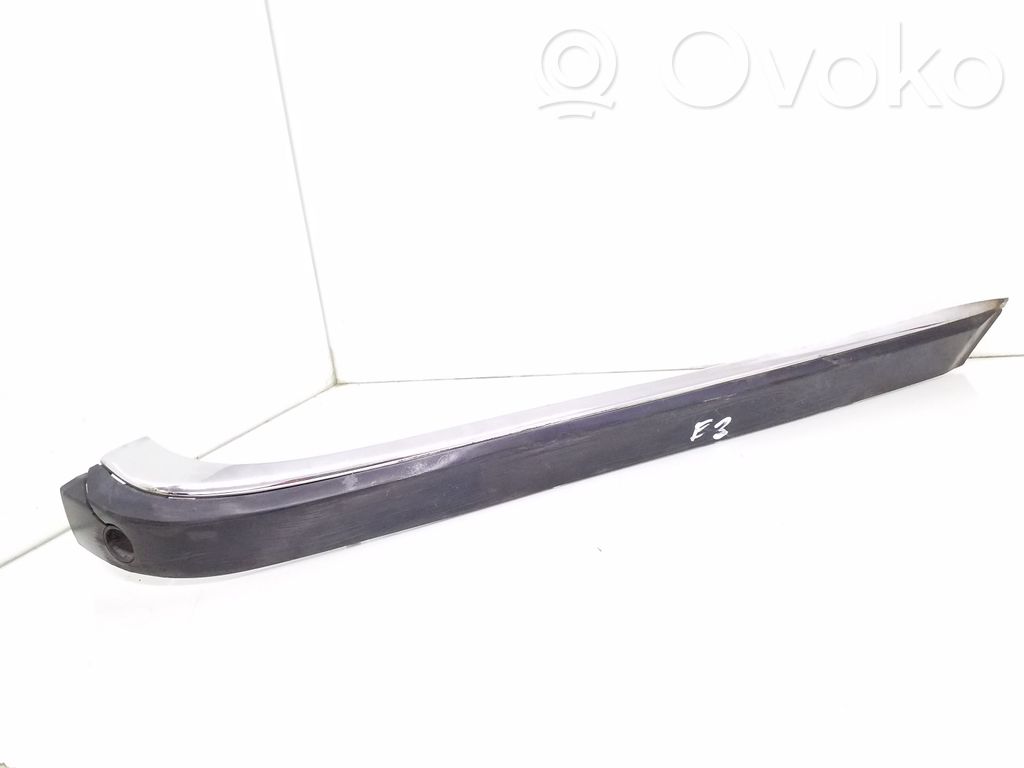 BMW 7 E38 Ornament bară spate 