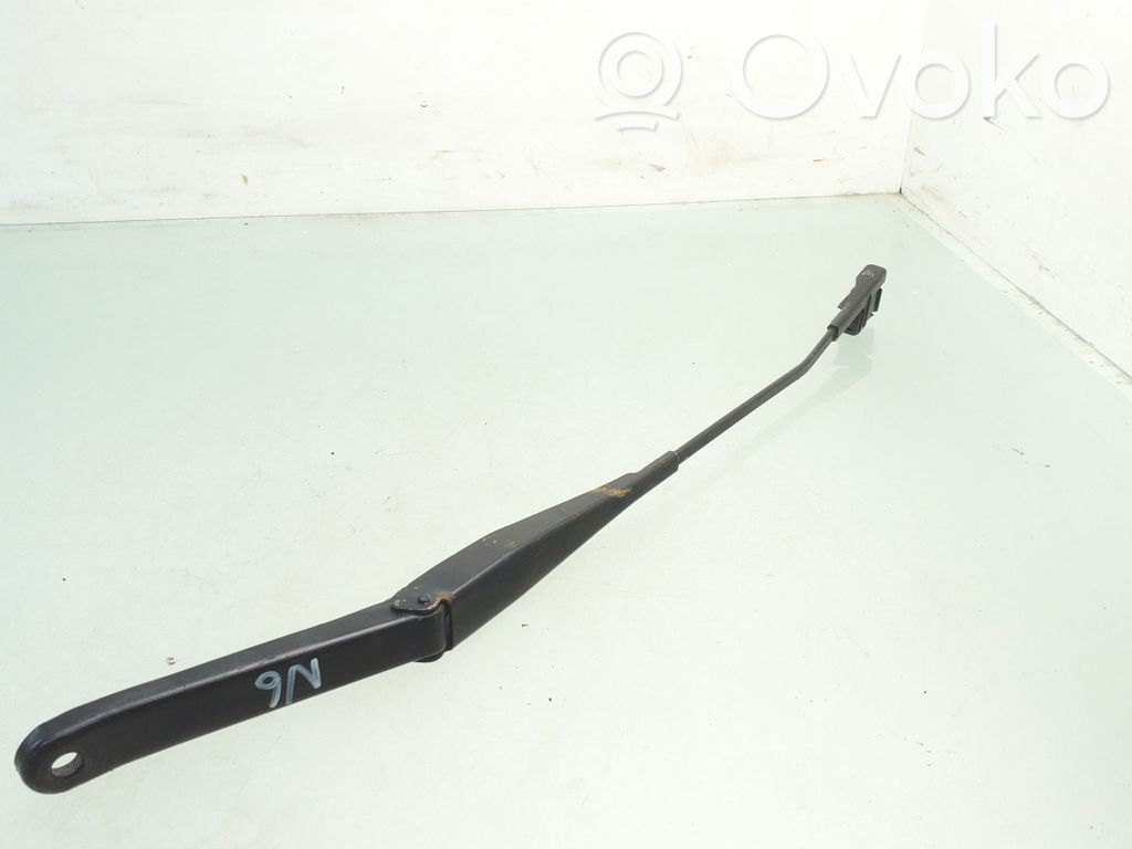 Ford Focus Front wiper blade arm 