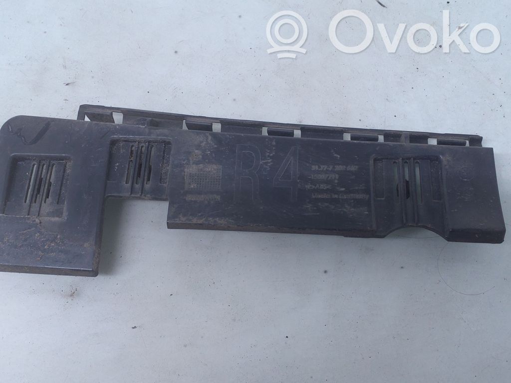 Rear bumper mounting bracket   7202662