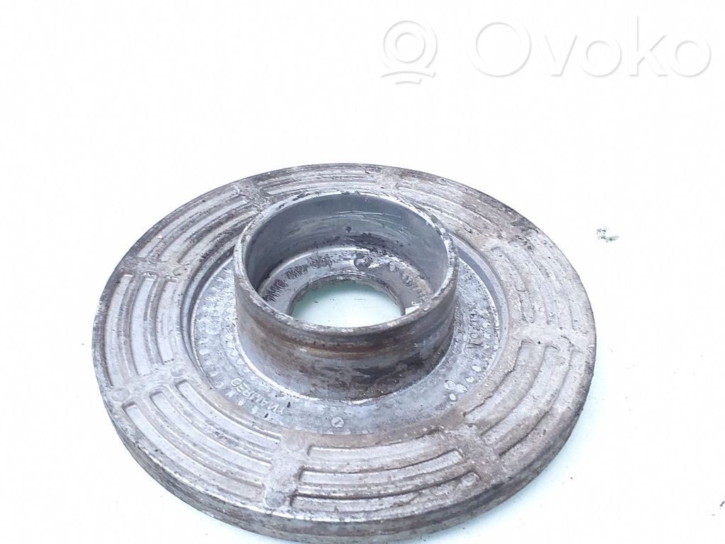 Volkswagen Transporter - Caravelle T5 Coil spring mount 