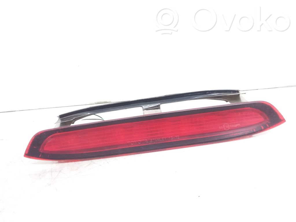 Toyota Corolla Verso E121 Third/center stoplight 