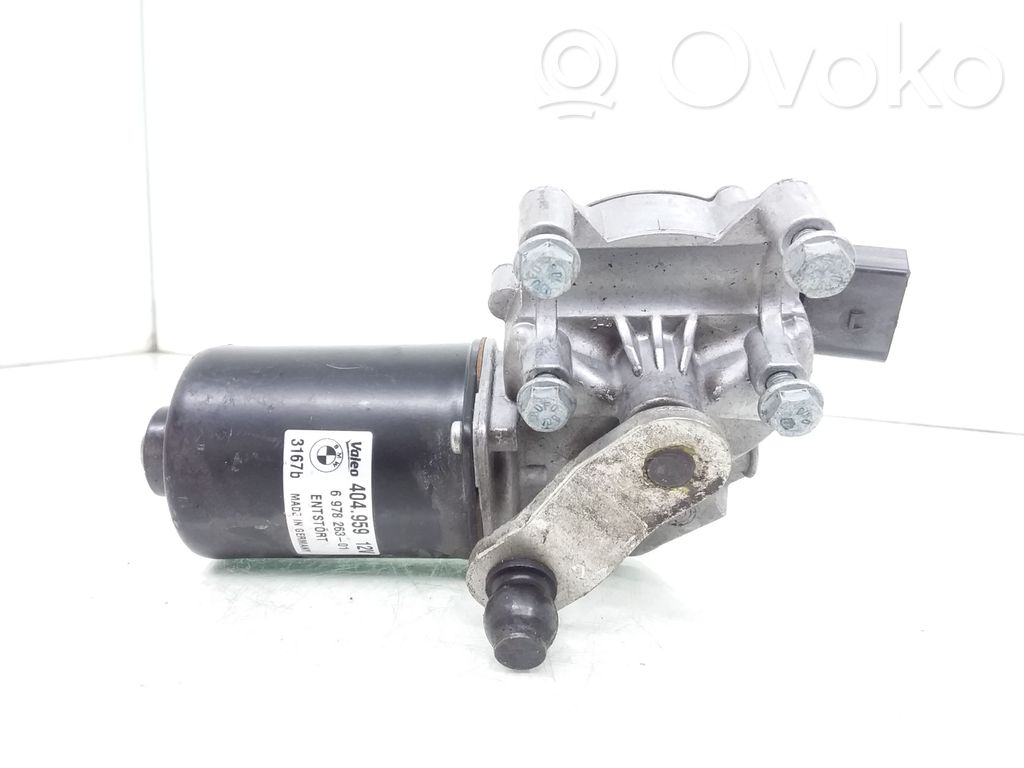 BMW 3 E90 E91 Wiper motor 