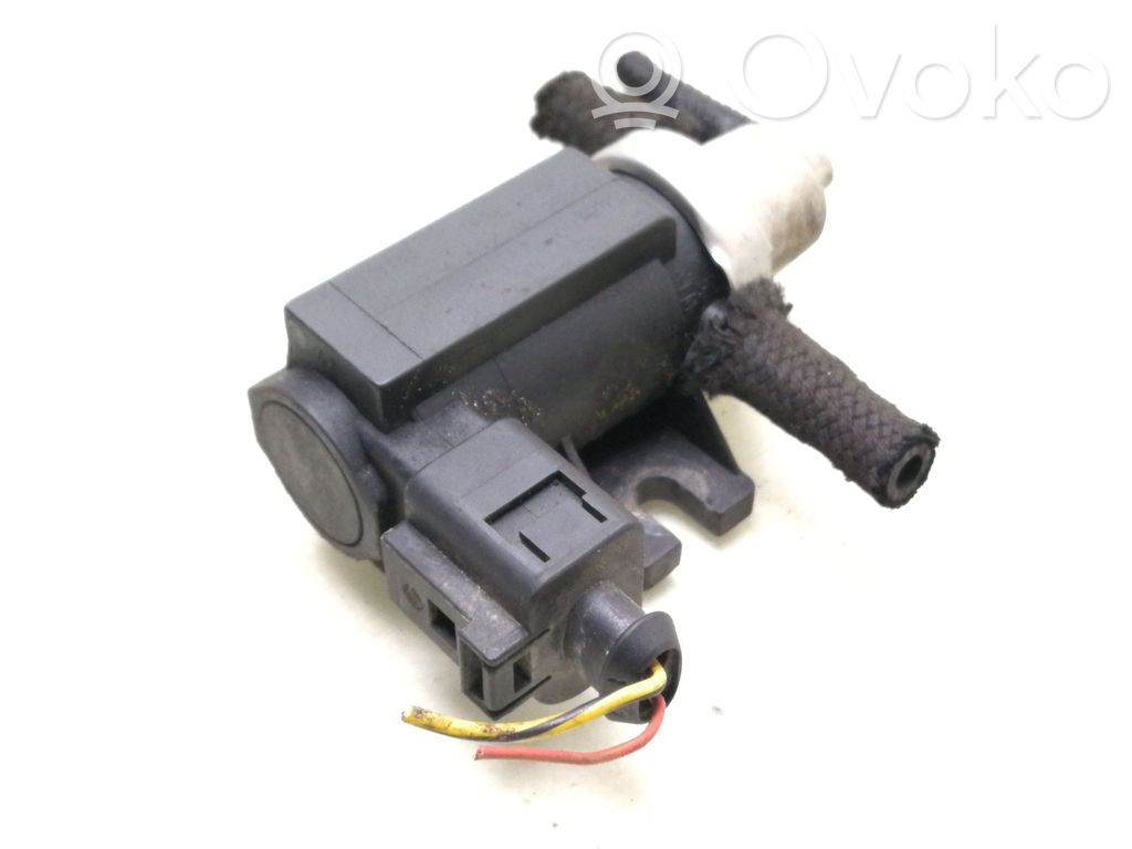 Volkswagen Golf III Solenoid supapă turbosuflantă 