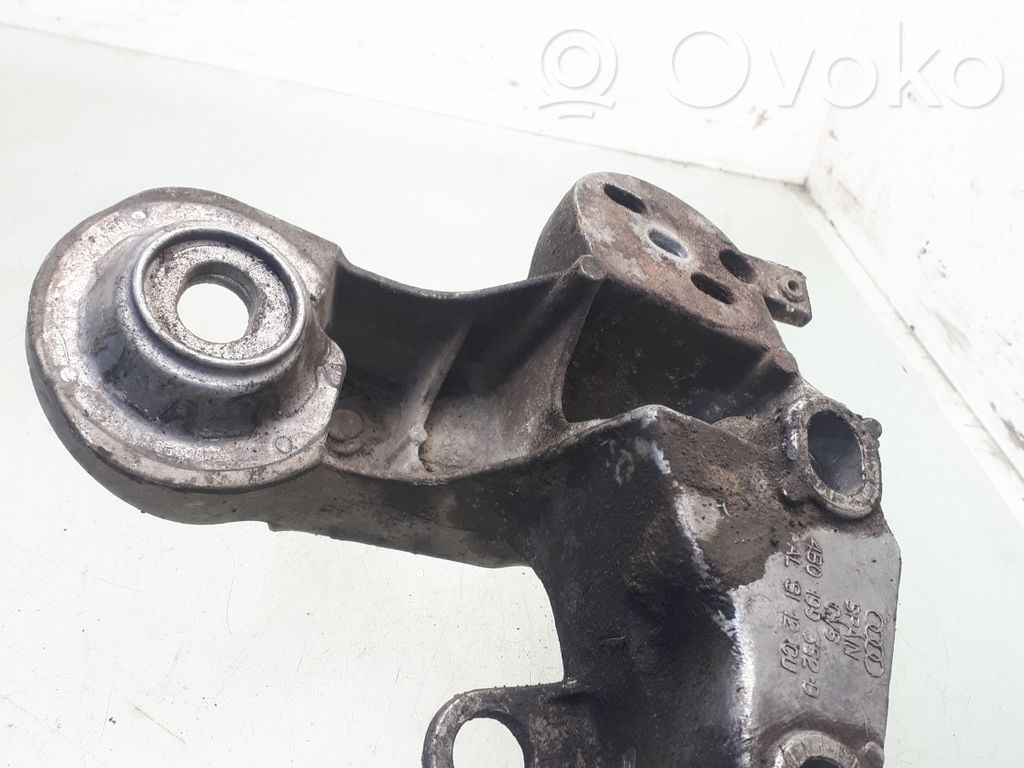 Audi A6 S6 C5 4B Engine mounting bracket 