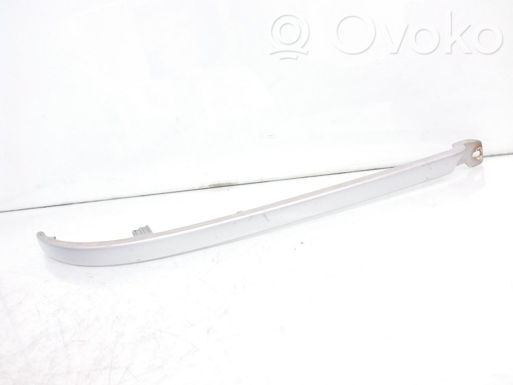 Moulure sous phares   8A0853207A
