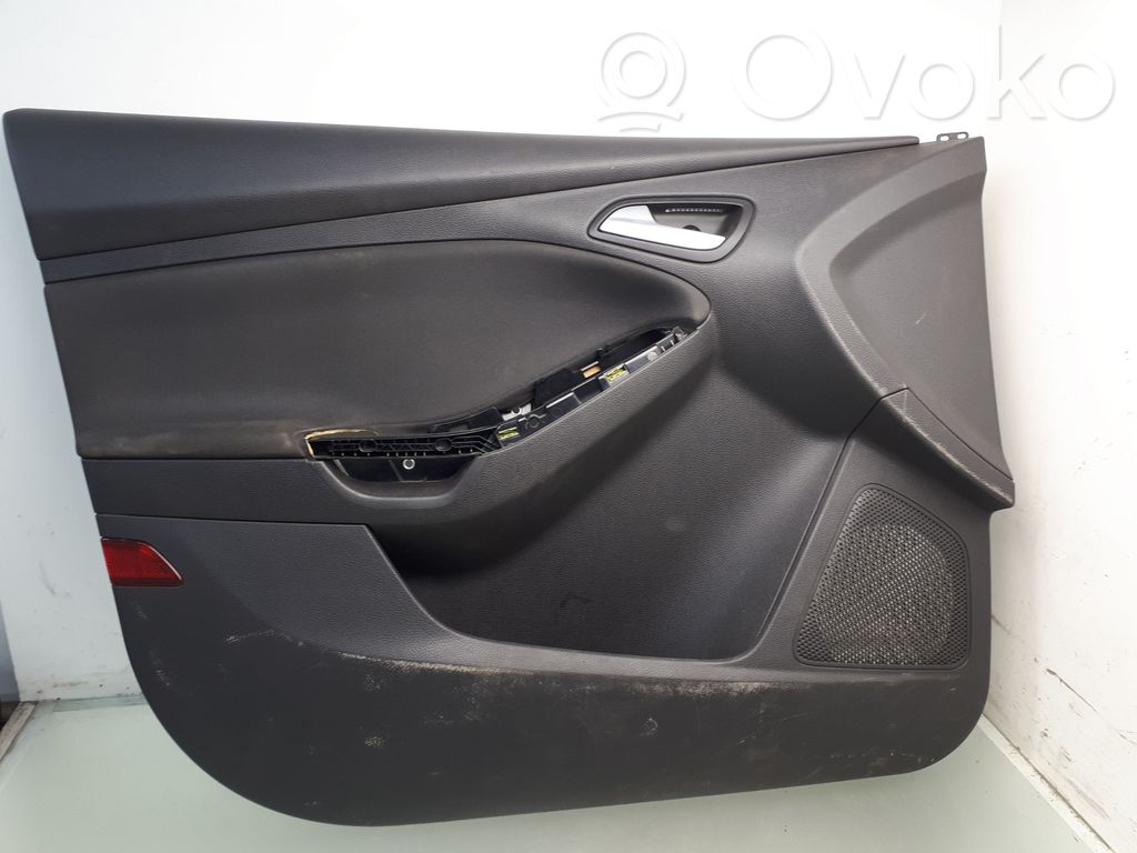 Ford Focus Revestimiento de puerta delantera