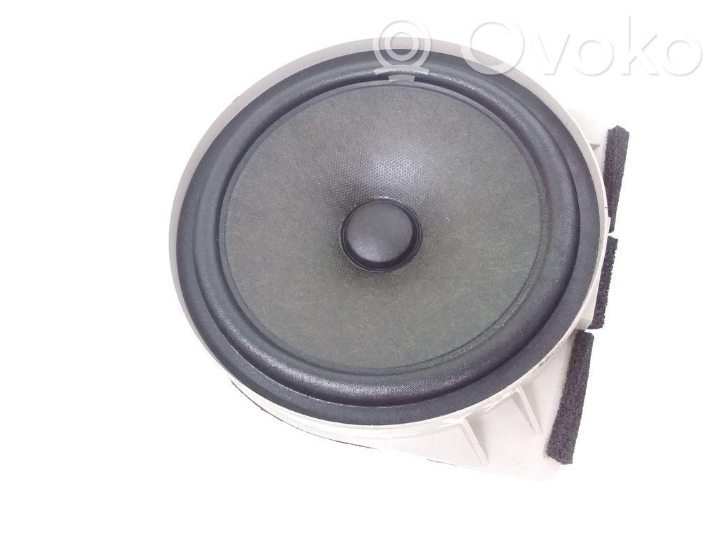 Honda CR-V Front door speaker 