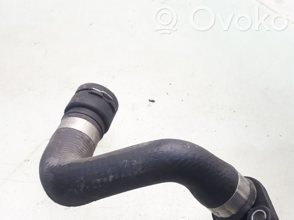 BMW 3 E90 E91 Engine coolant pipe/hose 