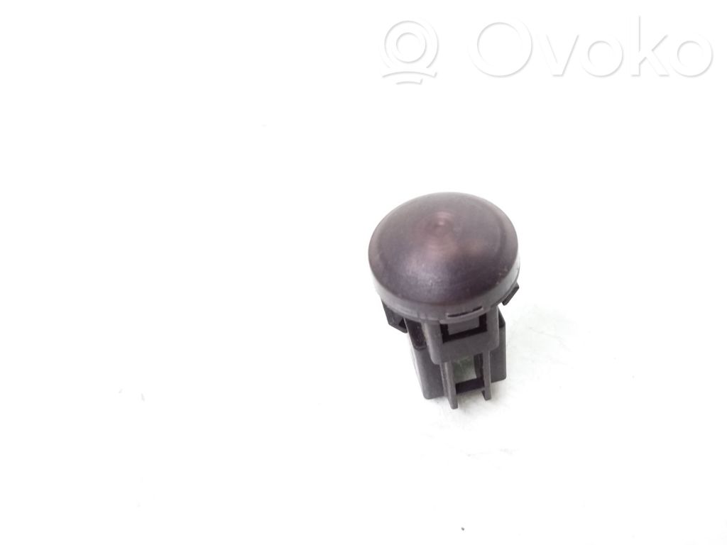 Sensor de luz solar   8912112010