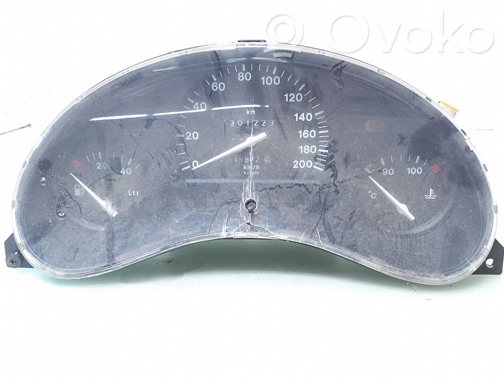 Opel Corsa B Speedometer (instrument cluster) 
