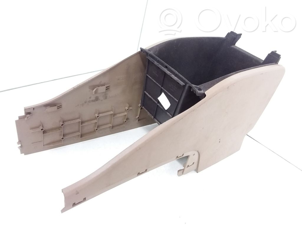 Volvo XC70 Other center console (tunnel) element 