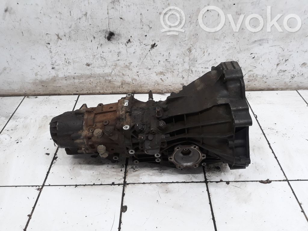Audi 100 S4 C4 Mechaninė 5 pavarų dėžė 