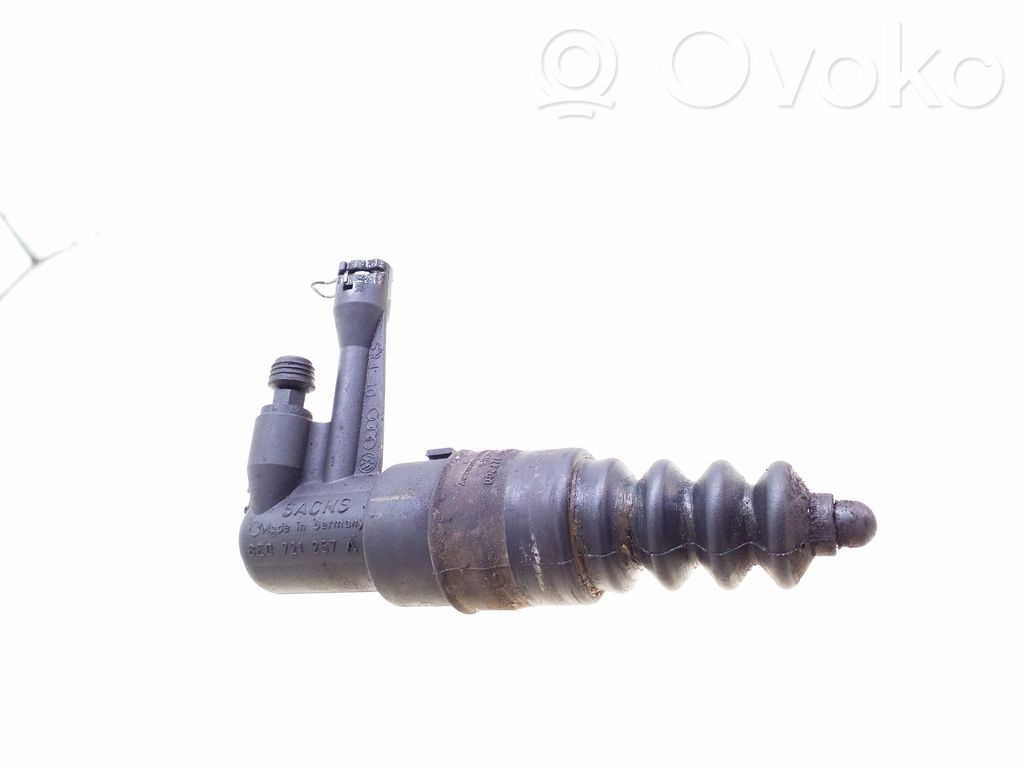 Volkswagen PASSAT B5 Cilindro de embrague hidráulico 