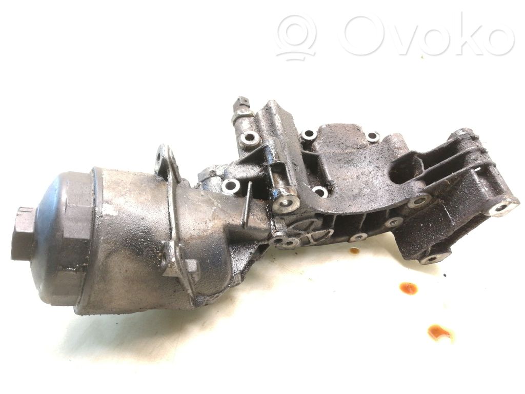 BMW 5 E39 Oil filter mounting bracket 