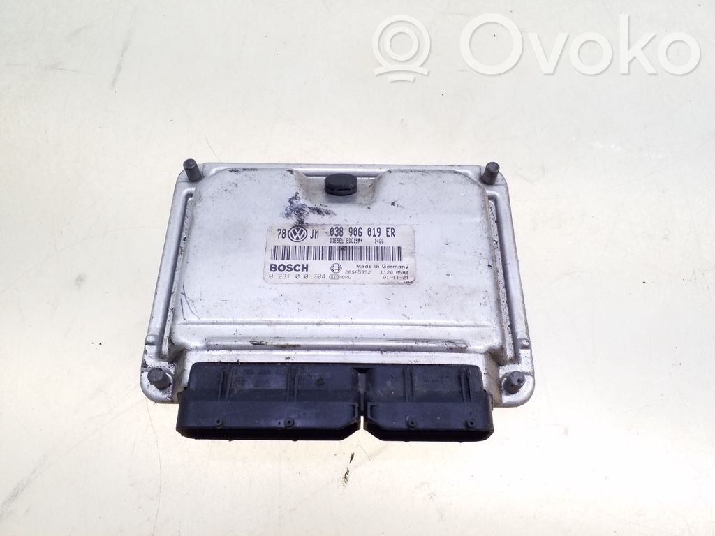 Volkswagen PASSAT B5 Engine control unit/module 