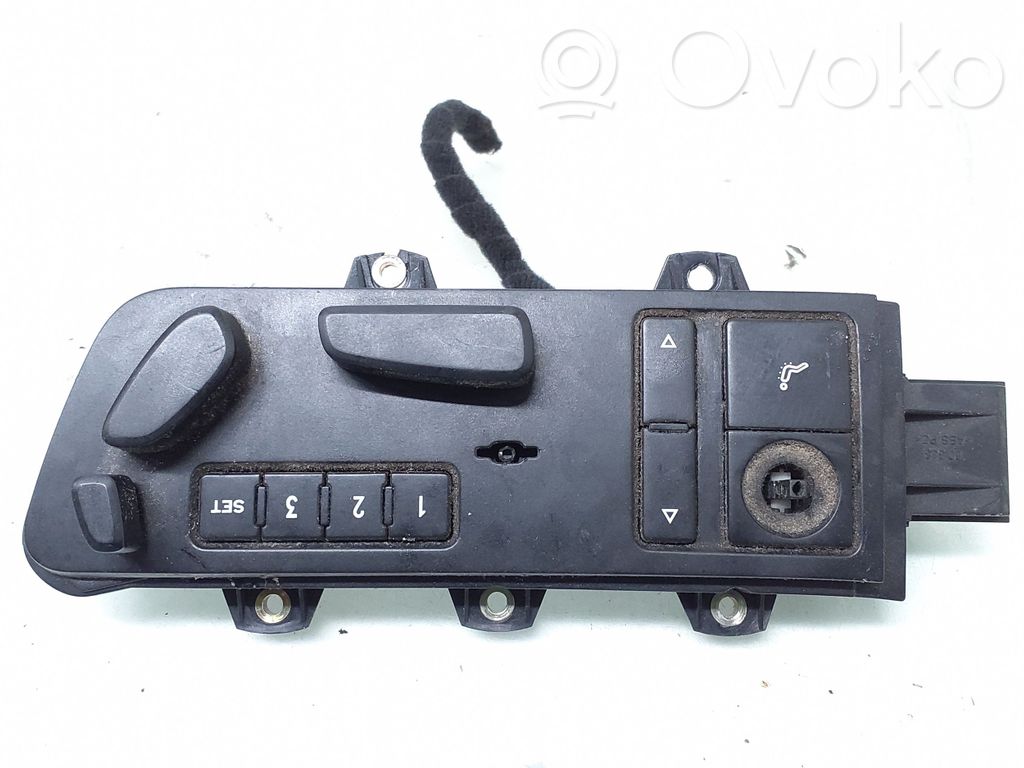 Volkswagen Phaeton Seat control switch 
