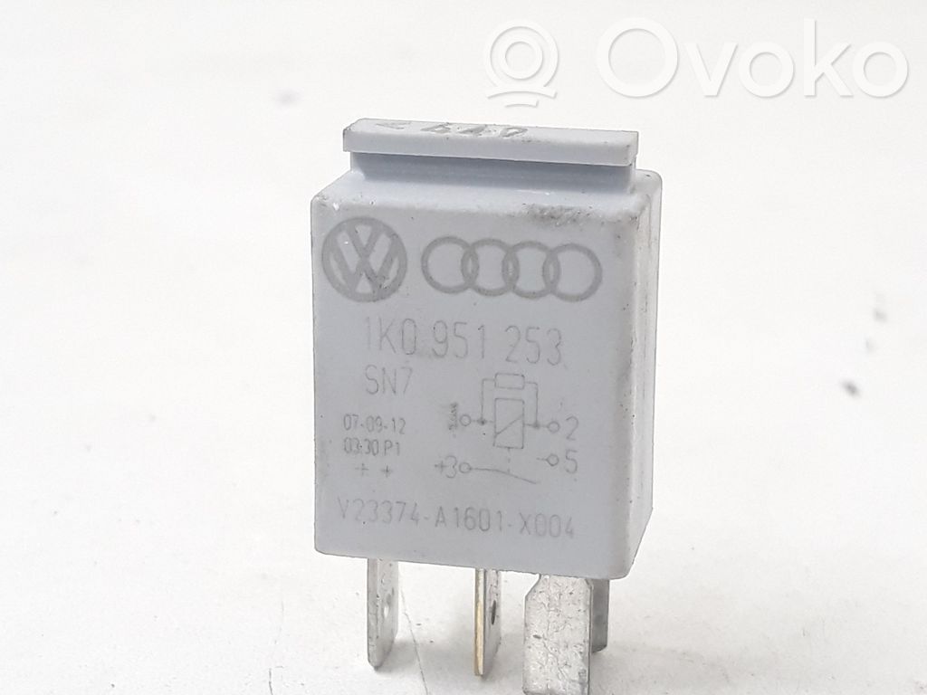 Volkswagen Golf V Altri relè