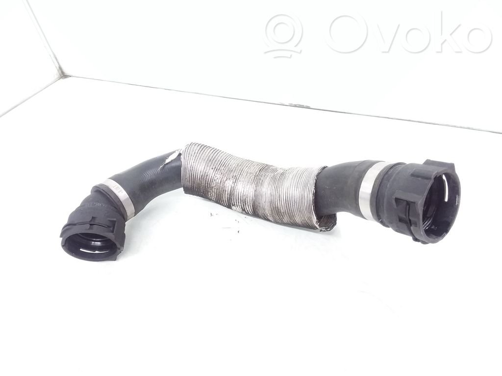 BMW 1 E81 E87 Engine coolant pipe/hose 